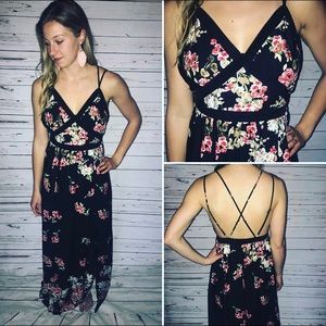 🌺NEW Maxi Floral Dress🌺